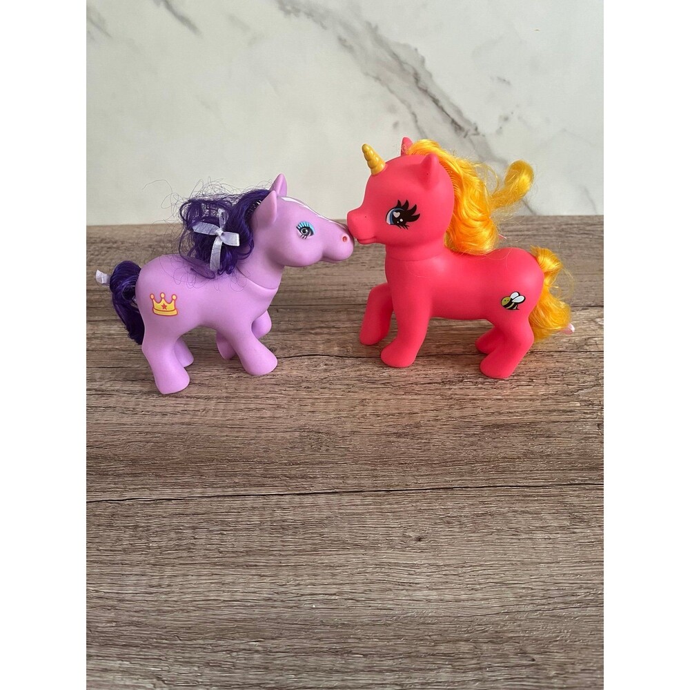 Gi-Go Pony and Purple Pony set